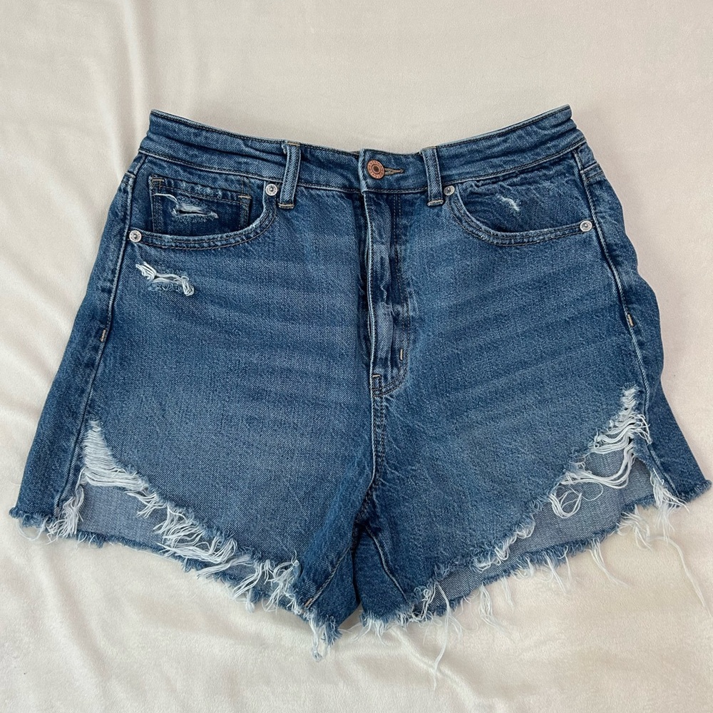 American Eagle Highest Rise Mom Short Blue Distressed Denim Shorts, Size 6